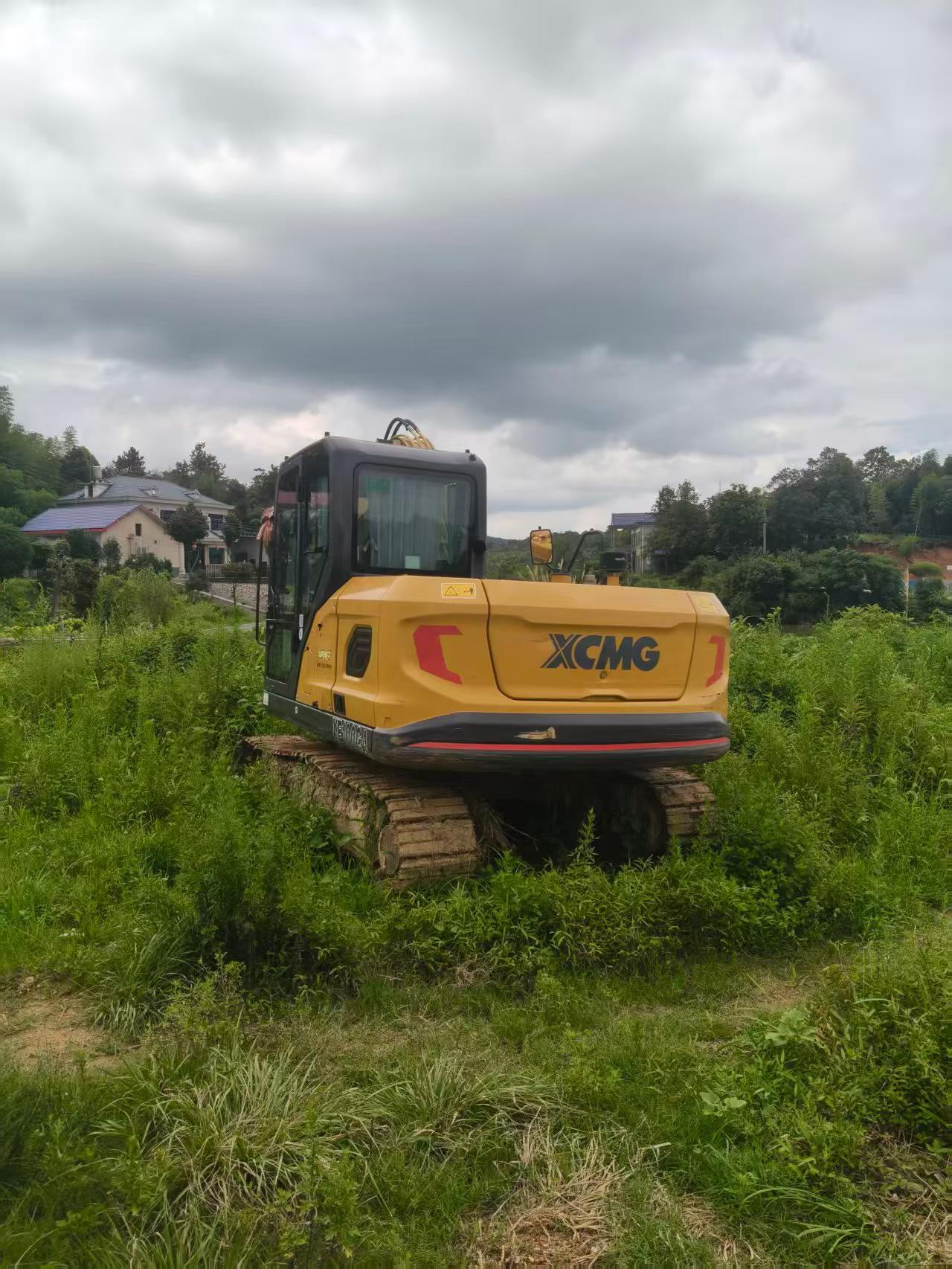 Купить Подержанный Экскаватор XCMG XE75G / 2