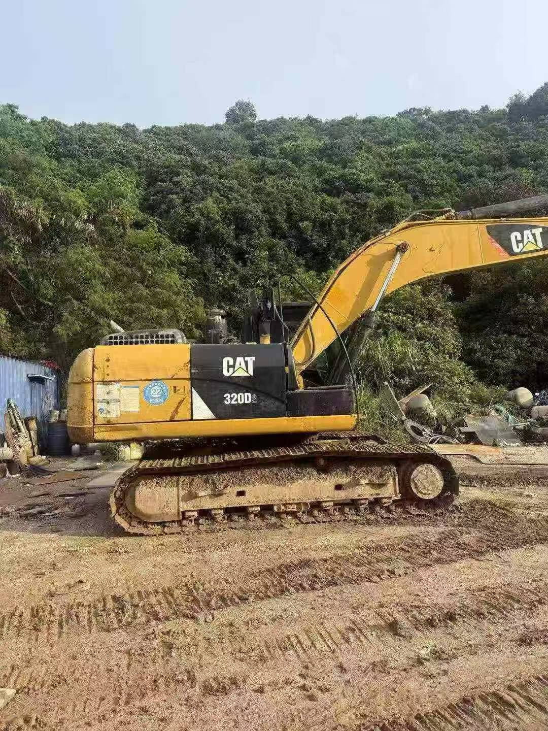 Buy Caterpillar 320A Used Excavator / 2 Buy Caterpillar 320A Used Excavator / 2