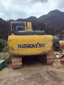 Купить Подержанный Экскаватор Komatsu PC130-5 / 2 Купить Подержанный Экскаватор Komatsu PC130-5 / 2