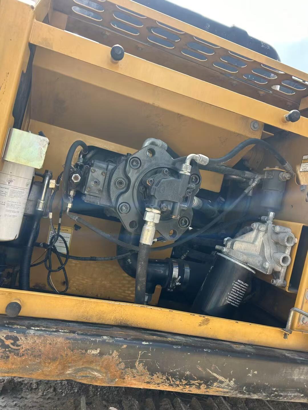 Buy Sany SY200C Used Excavator / 7 Buy Sany SY200C Used Excavator / 7