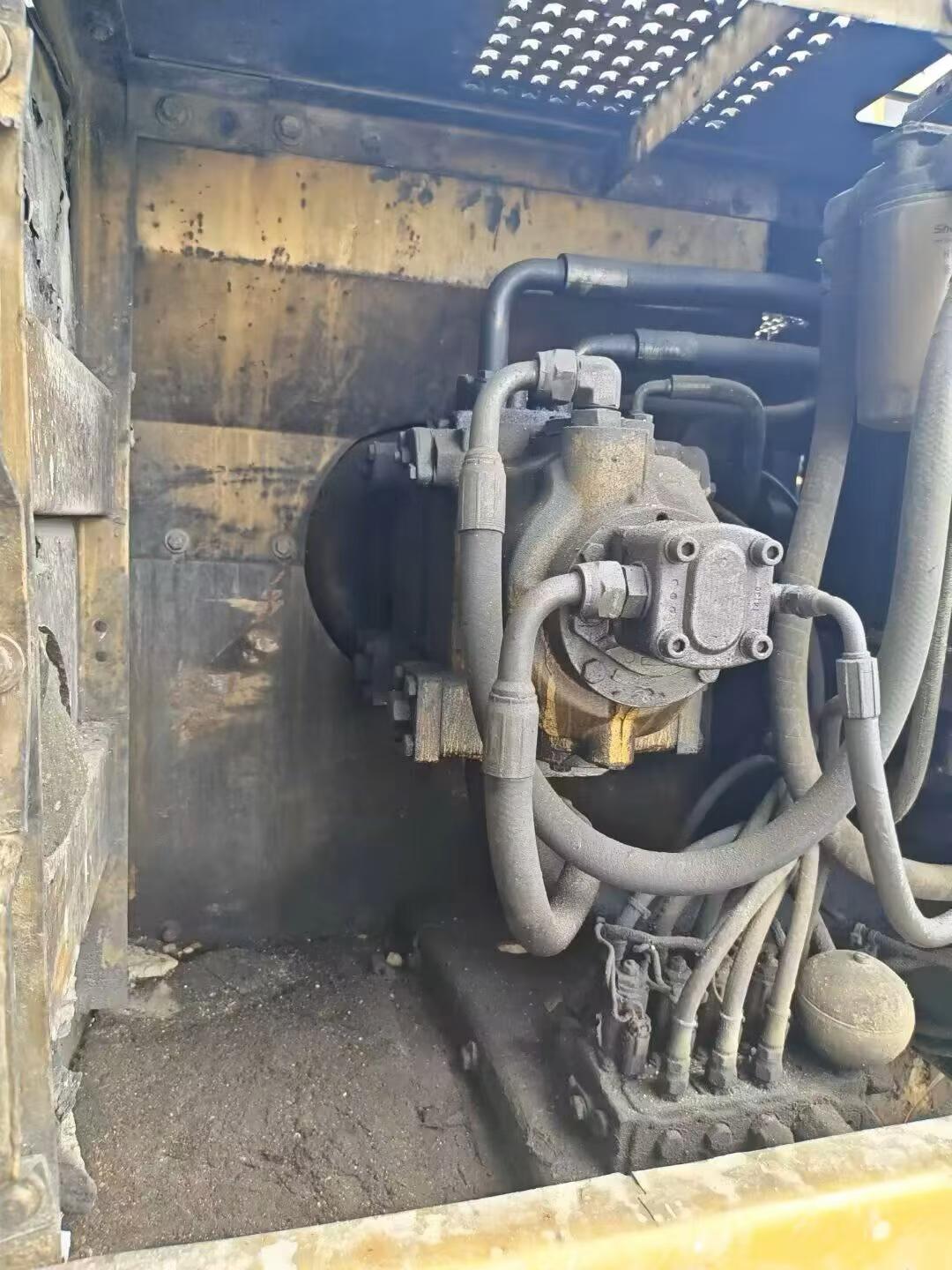 Buy Caterpillar 320B Used Excavator / 3