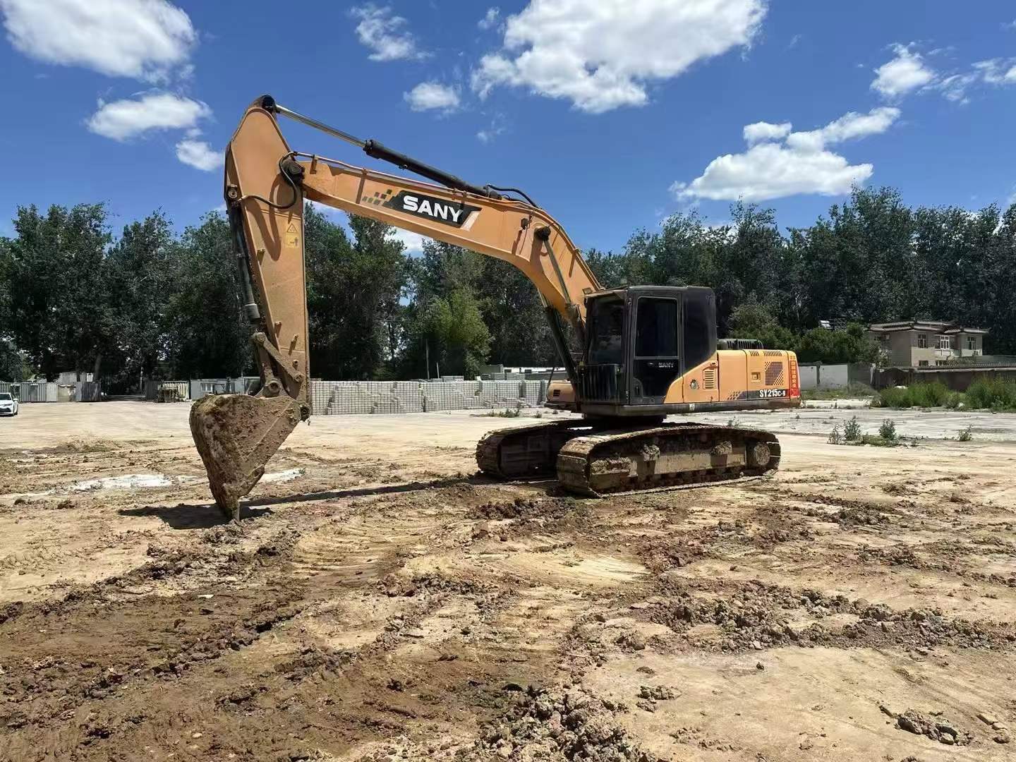 Buy Sany SY215C Used Excavator / 1