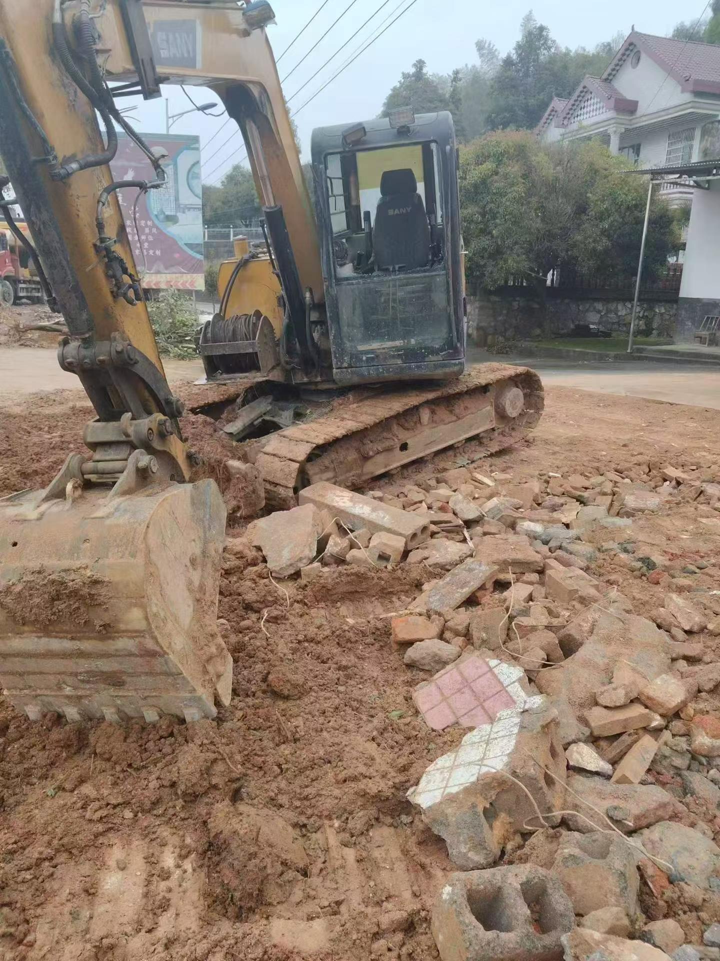 Buy Sany SY75 Used Excavator / 3
