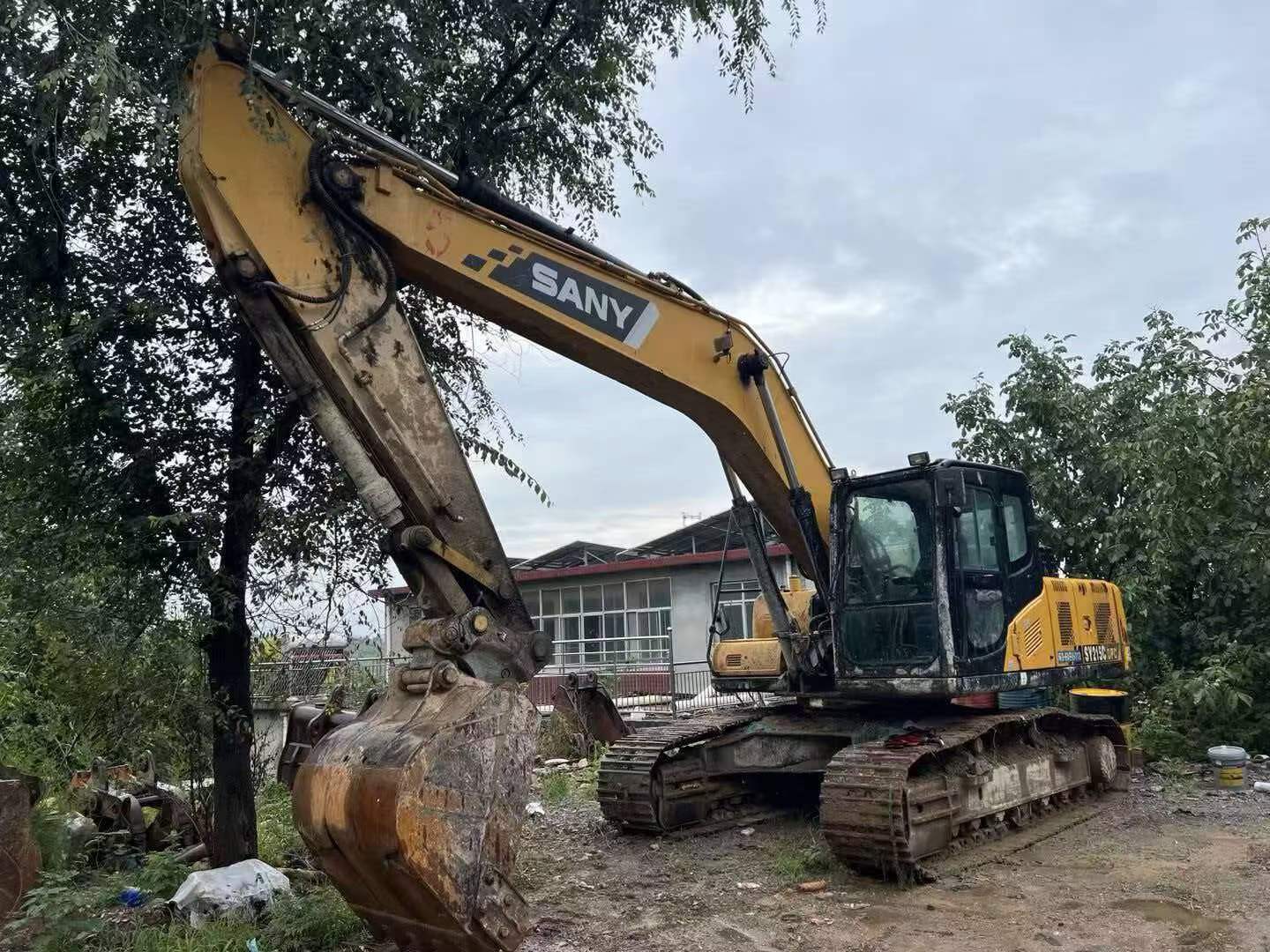 Buy Sany SY205C Used Excavator / 1