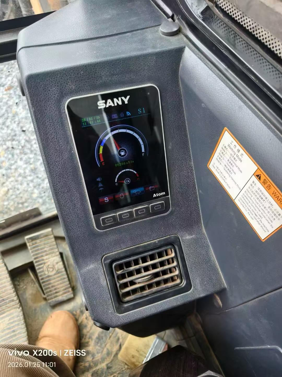 Buy Sany SY60 Used Excavator / 3 Buy Sany SY60 Used Excavator / 3