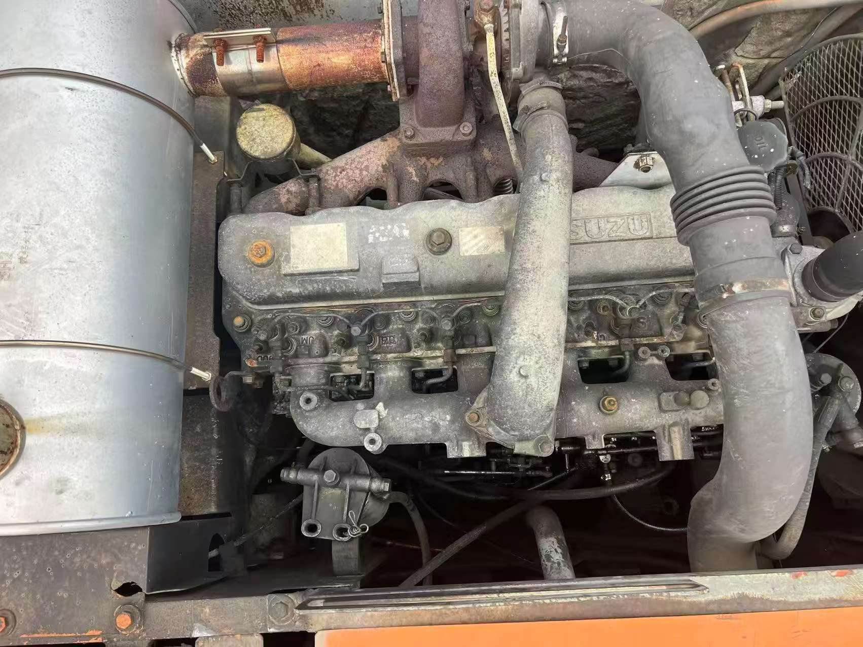 Buy Hitachi EX200-5 Used Excavator / 4