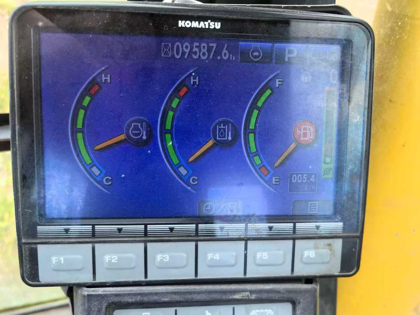 Buy Komatsu PC130-8 Used Excavator / 6 Buy Komatsu PC130-8 Used Excavator / 6