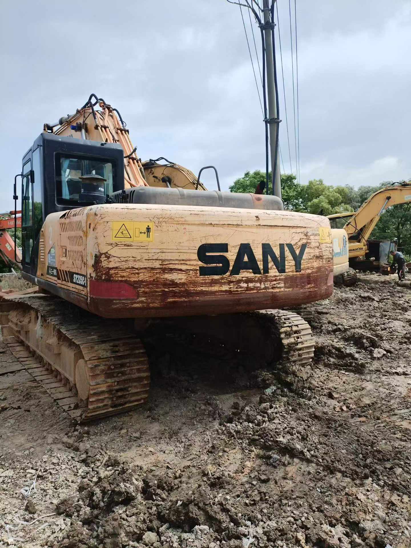 Buy Sany SY215C Used Excavator / 3