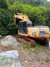 Buy Komatsu PC200-7 Used Excavator / 2 Buy Komatsu PC200-7 Used Excavator / 2