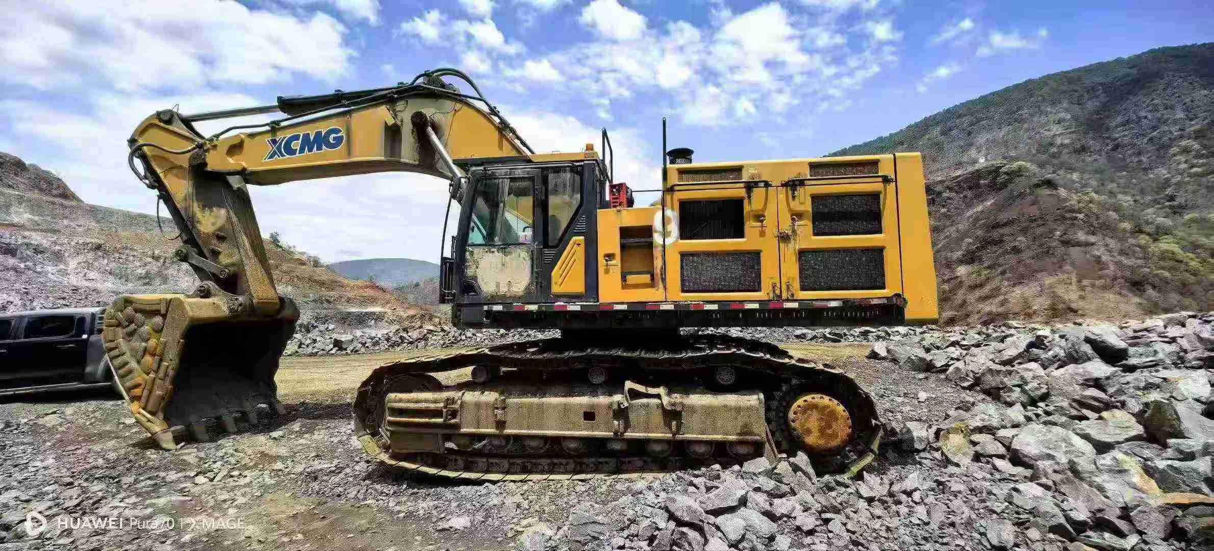 Buy XCMG LW800K Used Excavator / 1