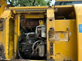 Купить Подержанный Экскаватор Komatsu PC130 / 4 Купить Подержанный Экскаватор Komatsu PC130 / 4