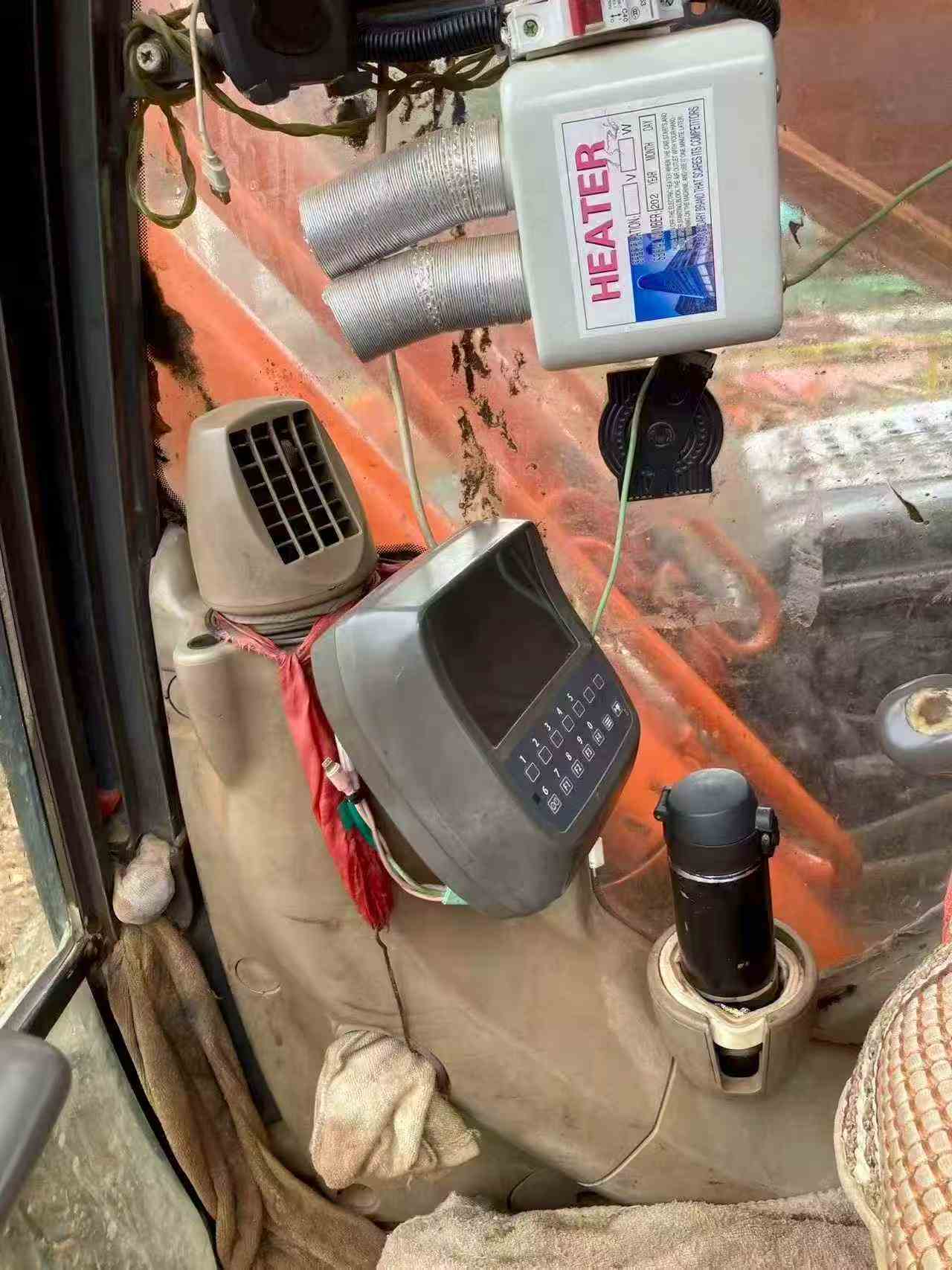 Buy Hitachi EX210-5 Used Excavator / 9 Buy Hitachi EX210-5 Used Excavator / 9