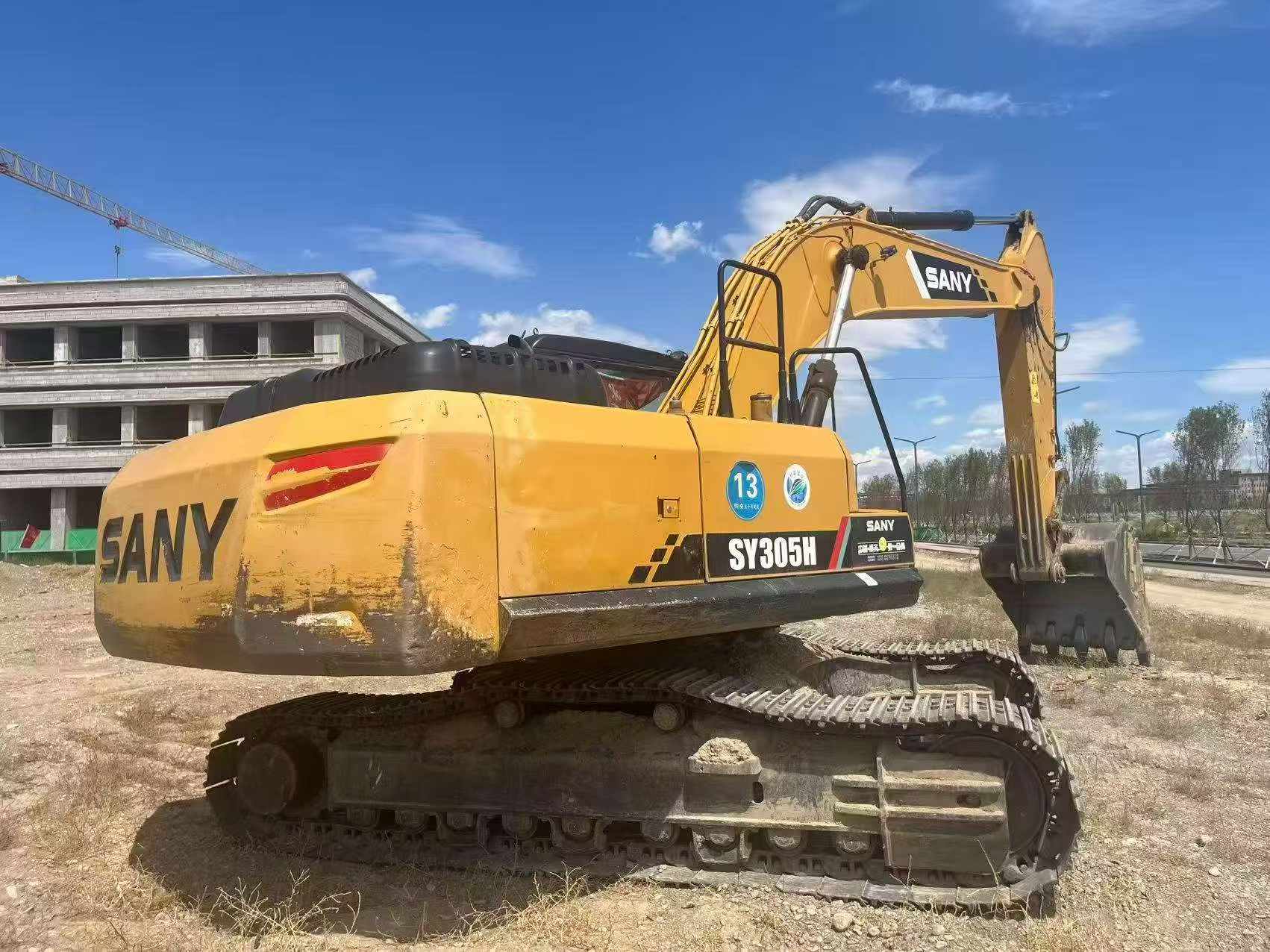 Buy Sany SY245H Used Excavator / 4 Buy Sany SY245H Used Excavator / 4