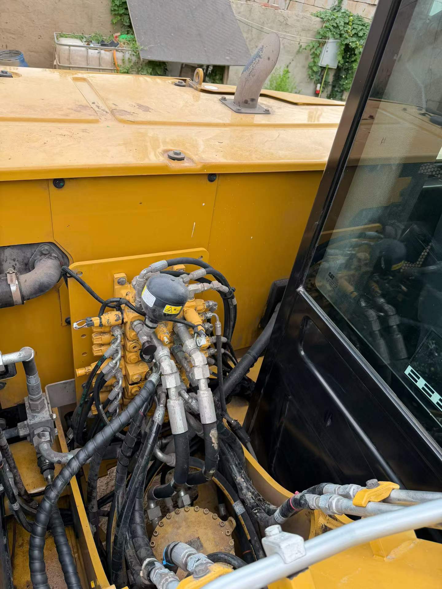 Buy Caterpillar 307B Used Excavator / 5