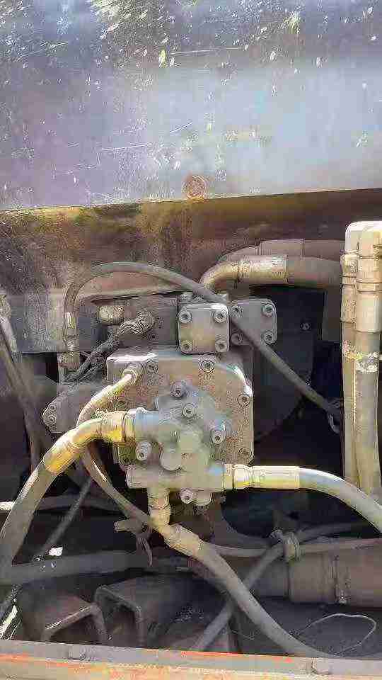 Buy Doosan DH215-7 Used Excavator / 8