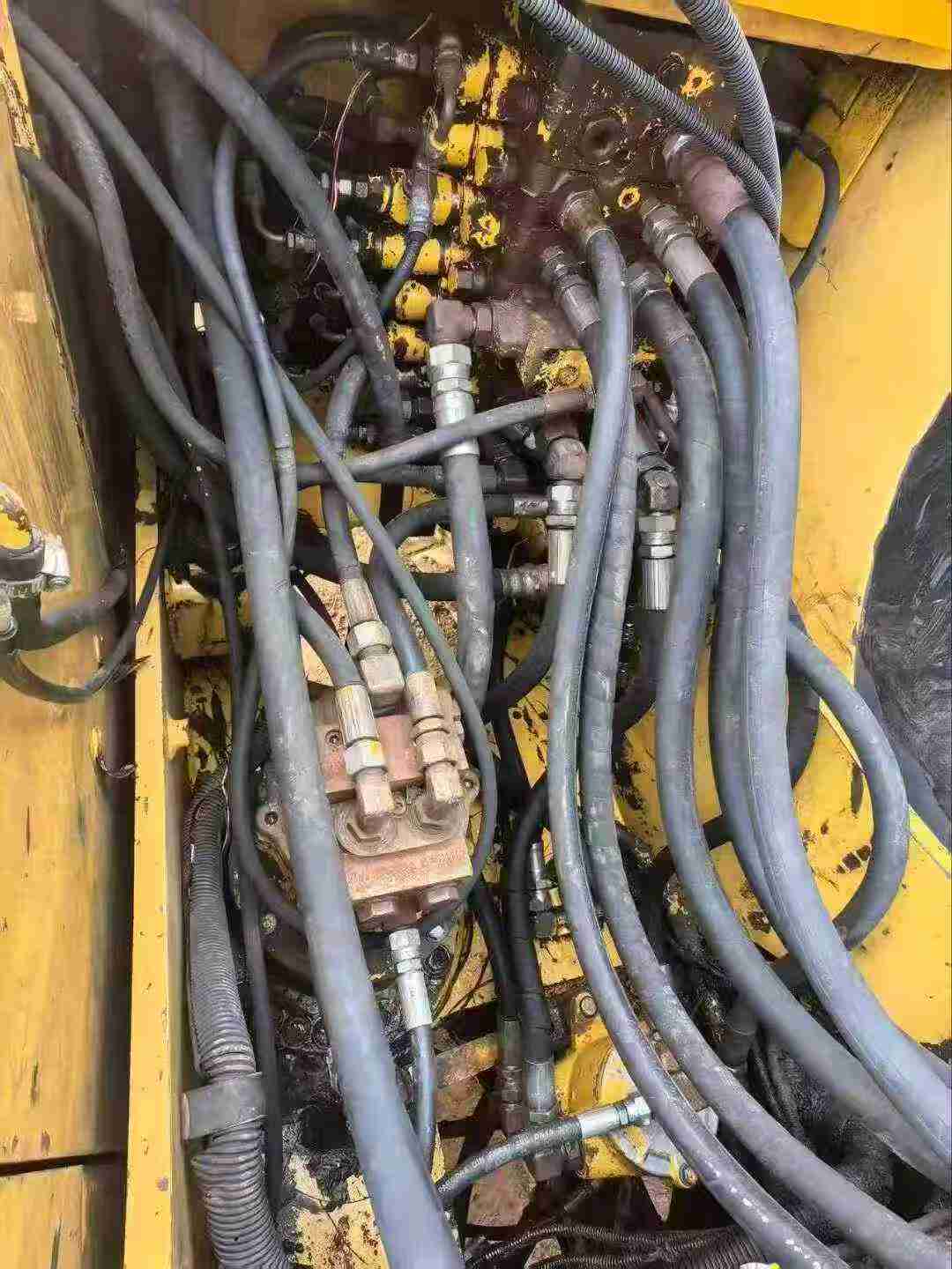 Buy Komatsu PC120-6E Used Excavator / 3 Buy Komatsu PC120-6E Used Excavator / 3