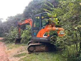 Buy Doosan DH55-7 Used Excavator / 4 Buy Doosan DH55-7 Used Excavator / 4