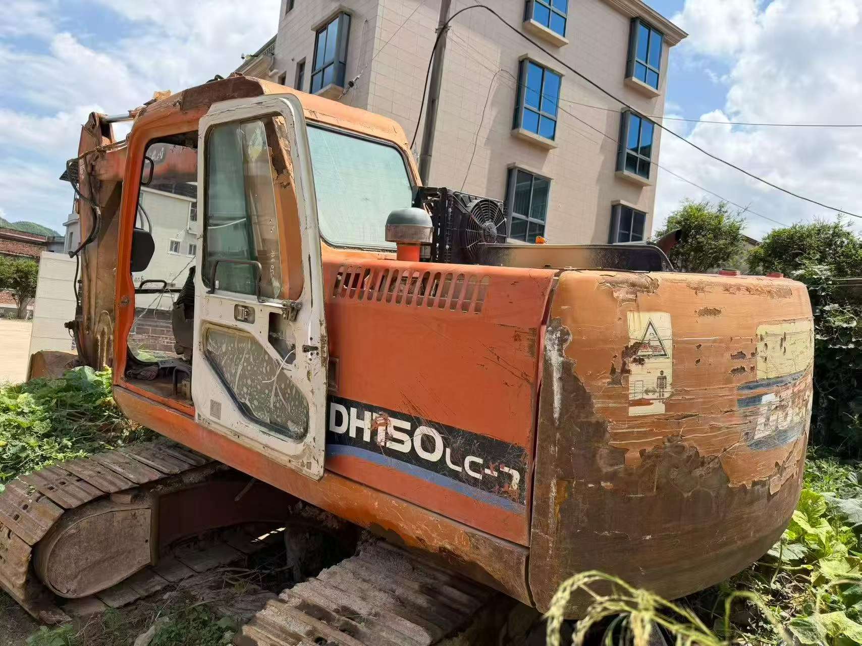 Buy Doosan DH150 Used Excavator / 2