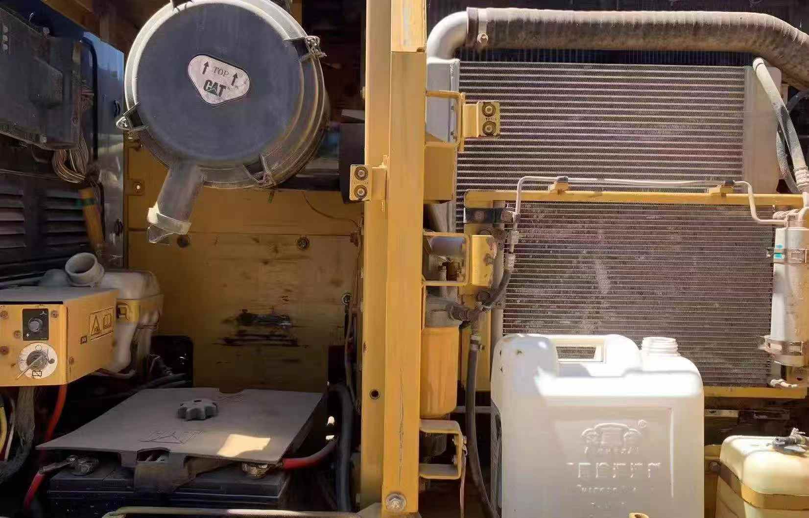 Buy Caterpillar 323 Used Excavator / 7