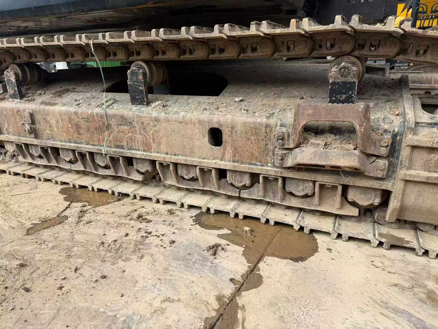 Buy Sany SY650HB Used Excavator / 2