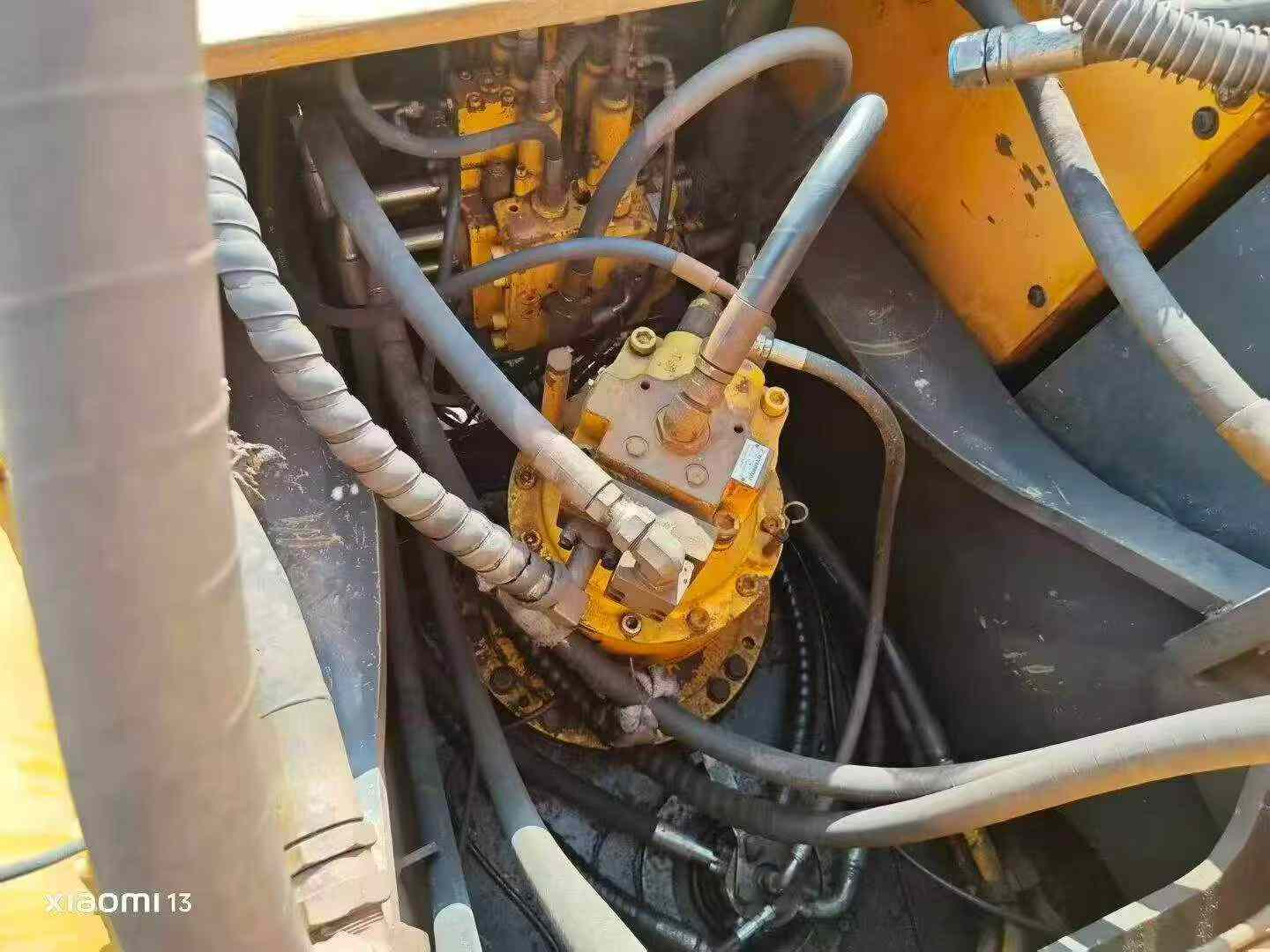 شراء حفارة Hyundai R305LVS مستعملة / 2