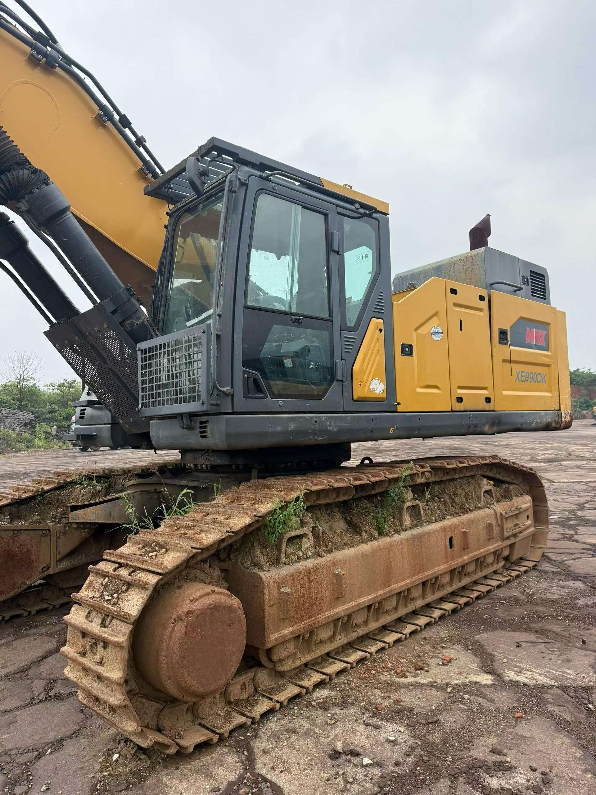 Buy XCMG XE690DK Used Excavator / 1