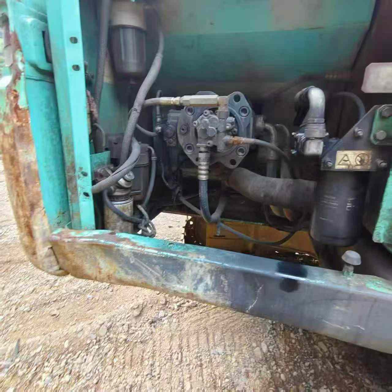 Buy Kobelco SK210 Used Excavator / 7