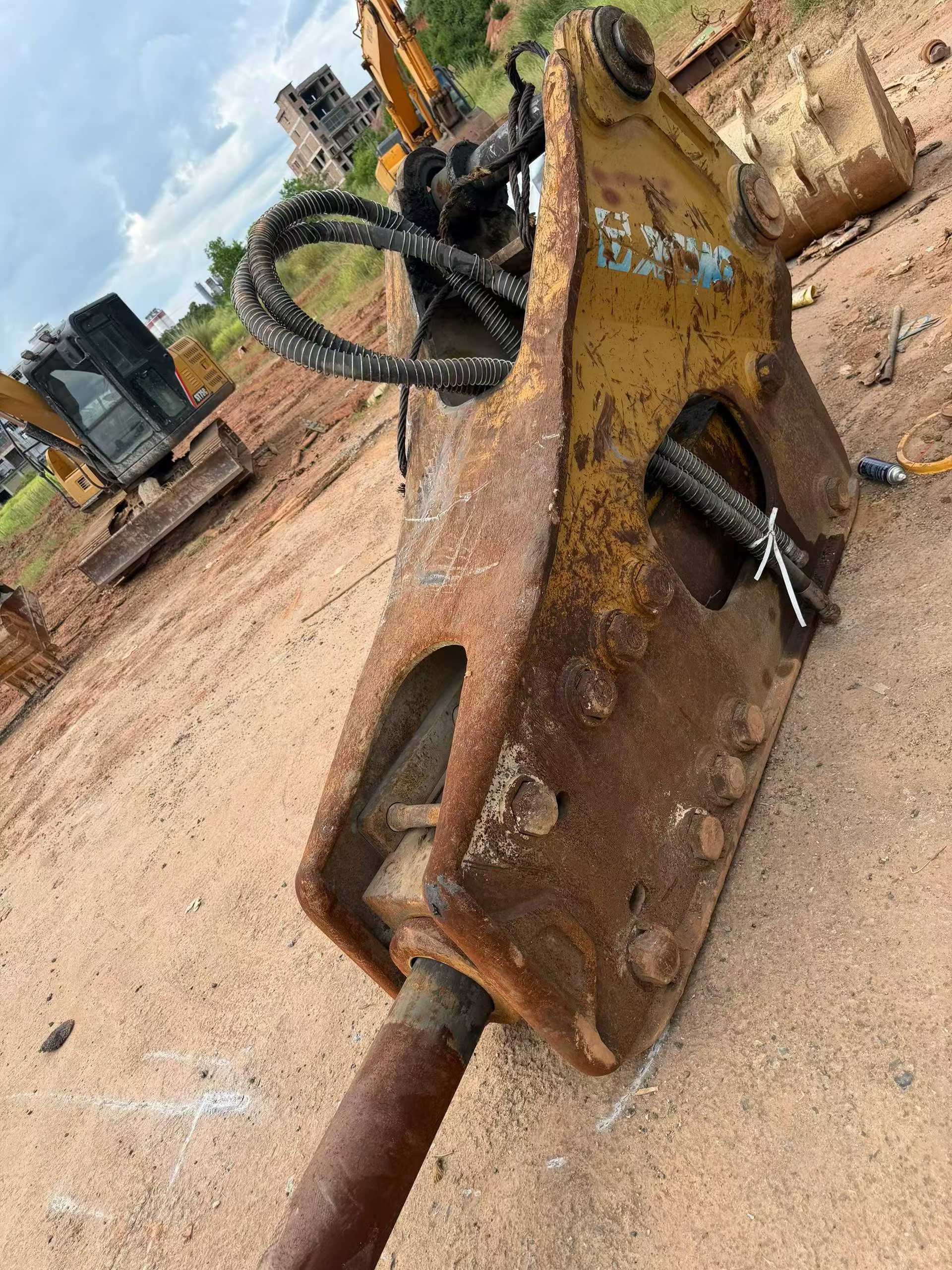 Buy XCMG Used Excavator / 4 Buy XCMG Used Excavator / 4