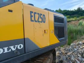 Acheter Pelle Volvo L220E d'occasion / 7 Acheter Pelle Volvo L220E d'occasion / 7