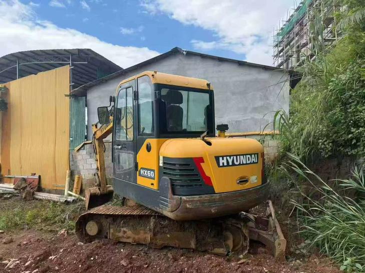 Buy Hyundai HX60 Used Excavator / 1