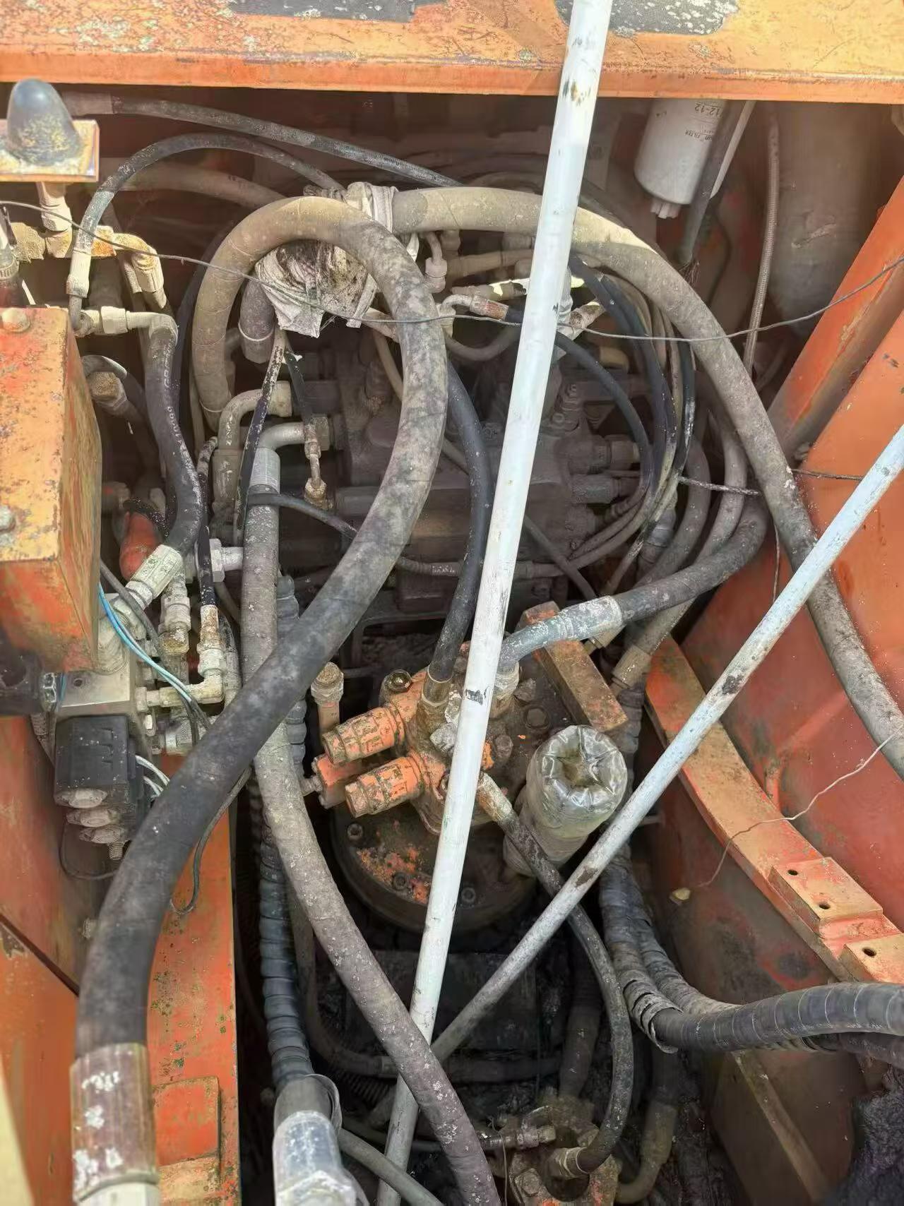 Buy Doosan DH150-7 Used Excavator / 6 Buy Doosan DH150-7 Used Excavator / 6