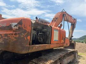 Buy Hitachi EX270-6 Used Excavator / 3 Buy Hitachi EX270-6 Used Excavator / 3