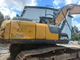 Купить Подержанный Экскаватор XCMG XE225DK / 2 Купить Подержанный Экскаватор XCMG XE225DK / 2