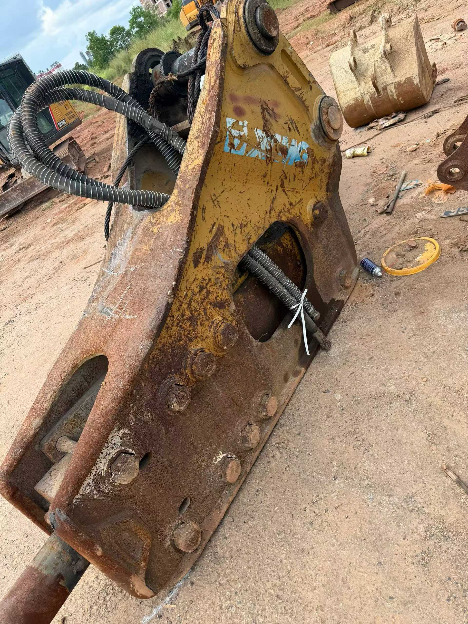 Buy XCMG Used Excavator / 3 Buy XCMG Used Excavator / 3