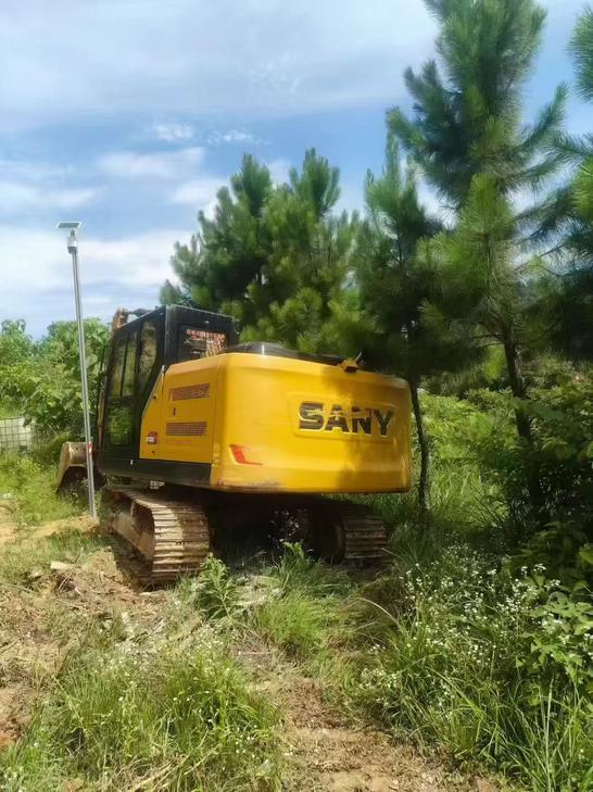 Buy Sany SY135 Used Excavator / 1