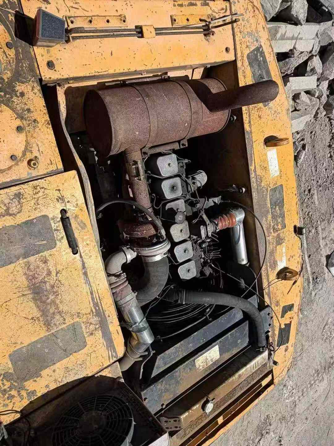 Buy Hyundai R215-7 Used Excavator / 8