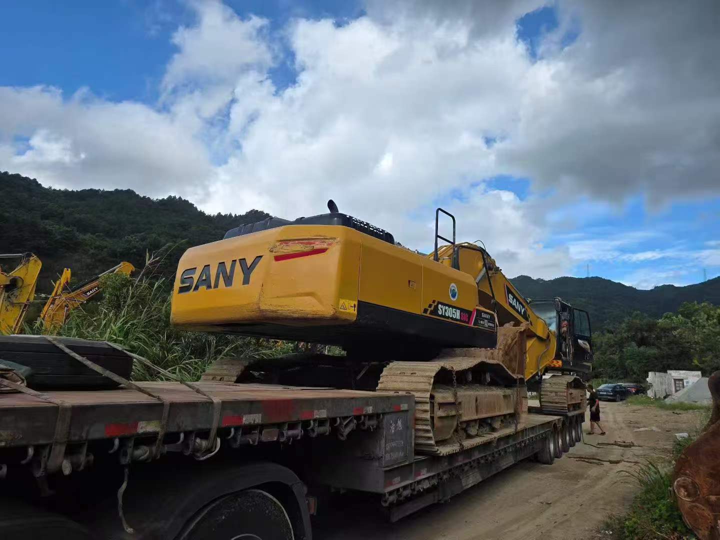 Buy Sany SY305C Used Excavator / 2 Buy Sany SY305C Used Excavator / 2