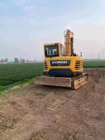 Compre Excavadora Hyundai R80-9 Usada / 3 Compre Excavadora Hyundai R80-9 Usada / 3