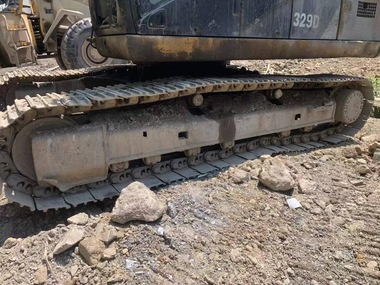 Buy Caterpillar 323 Used Excavator / 4 Buy Caterpillar 323 Used Excavator / 4