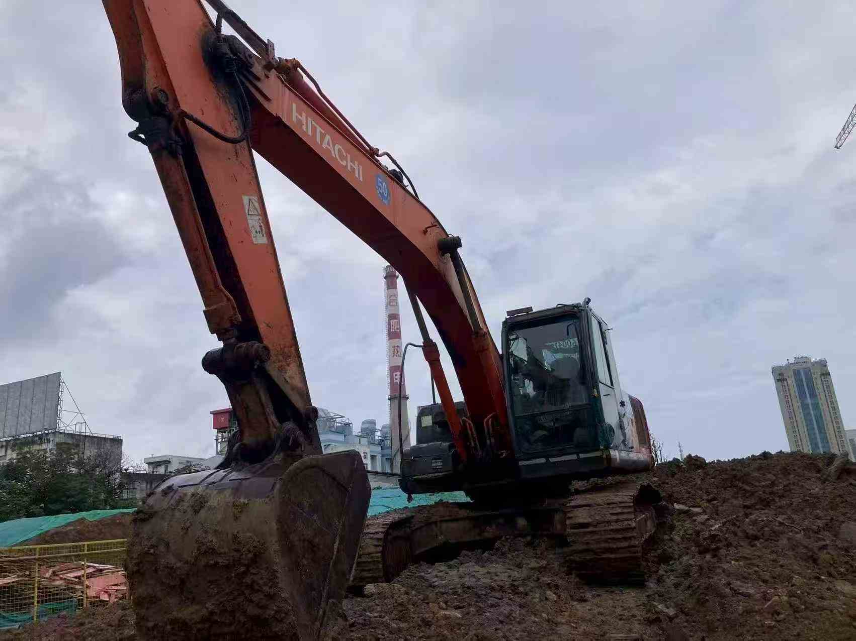 Buy Hitachi EX210-5 Used Excavator / 5 Buy Hitachi EX210-5 Used Excavator / 5