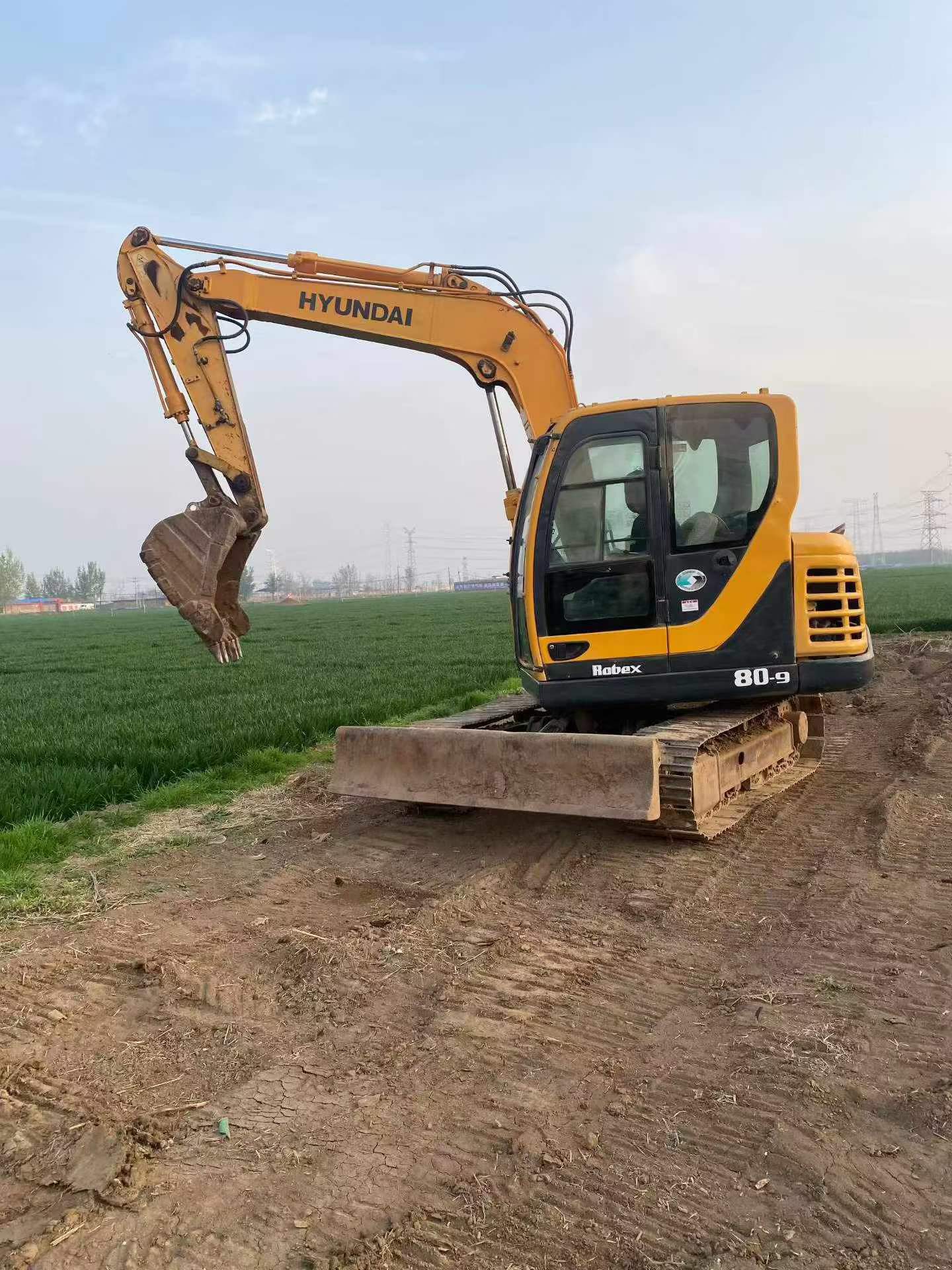 Comprar Hyundai R80-9 Usado Excavadora