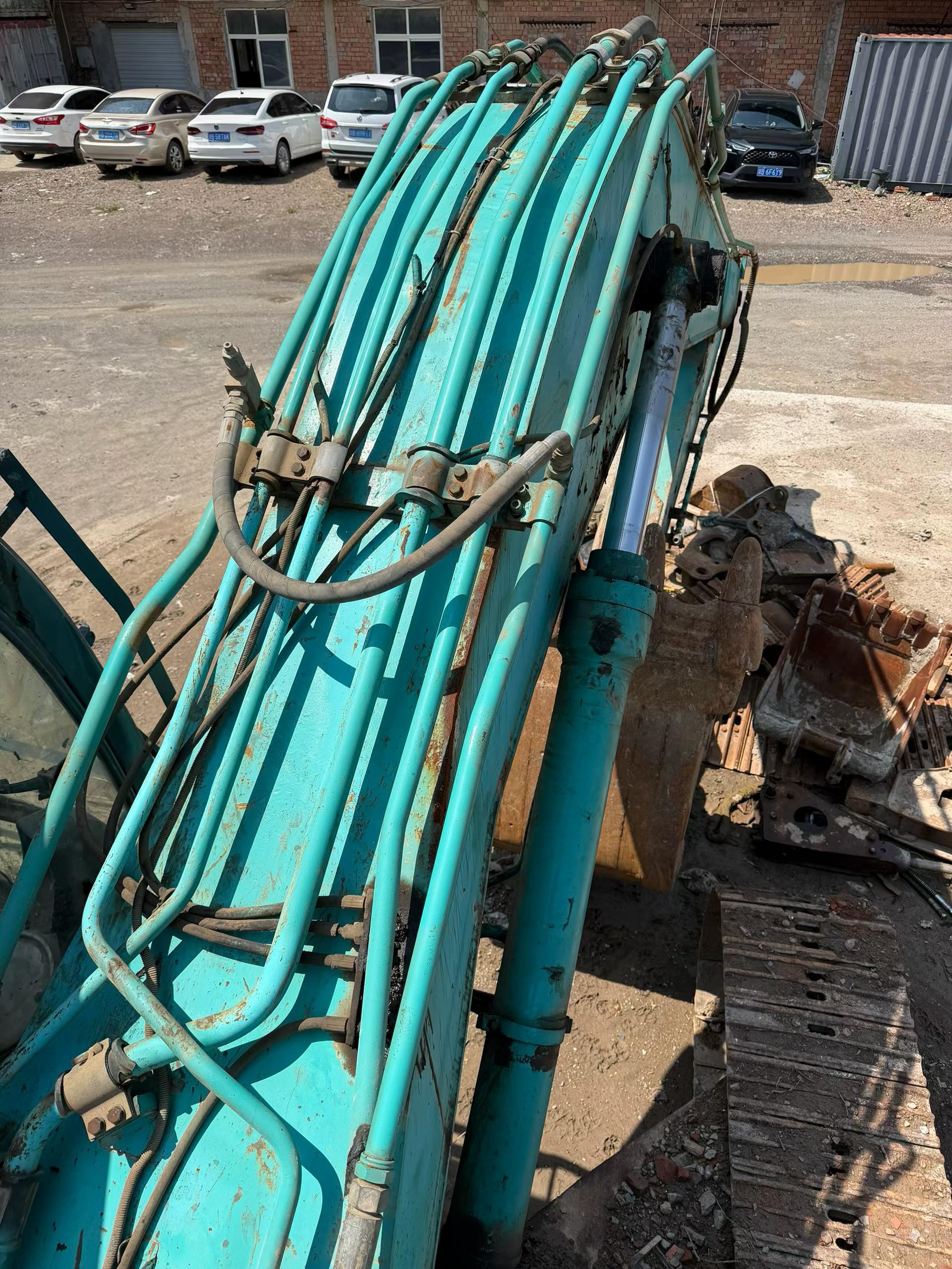 Buy Kobelco SK260LC-8 Used Excavator / 4 Buy Kobelco SK260LC-8 Used Excavator / 4