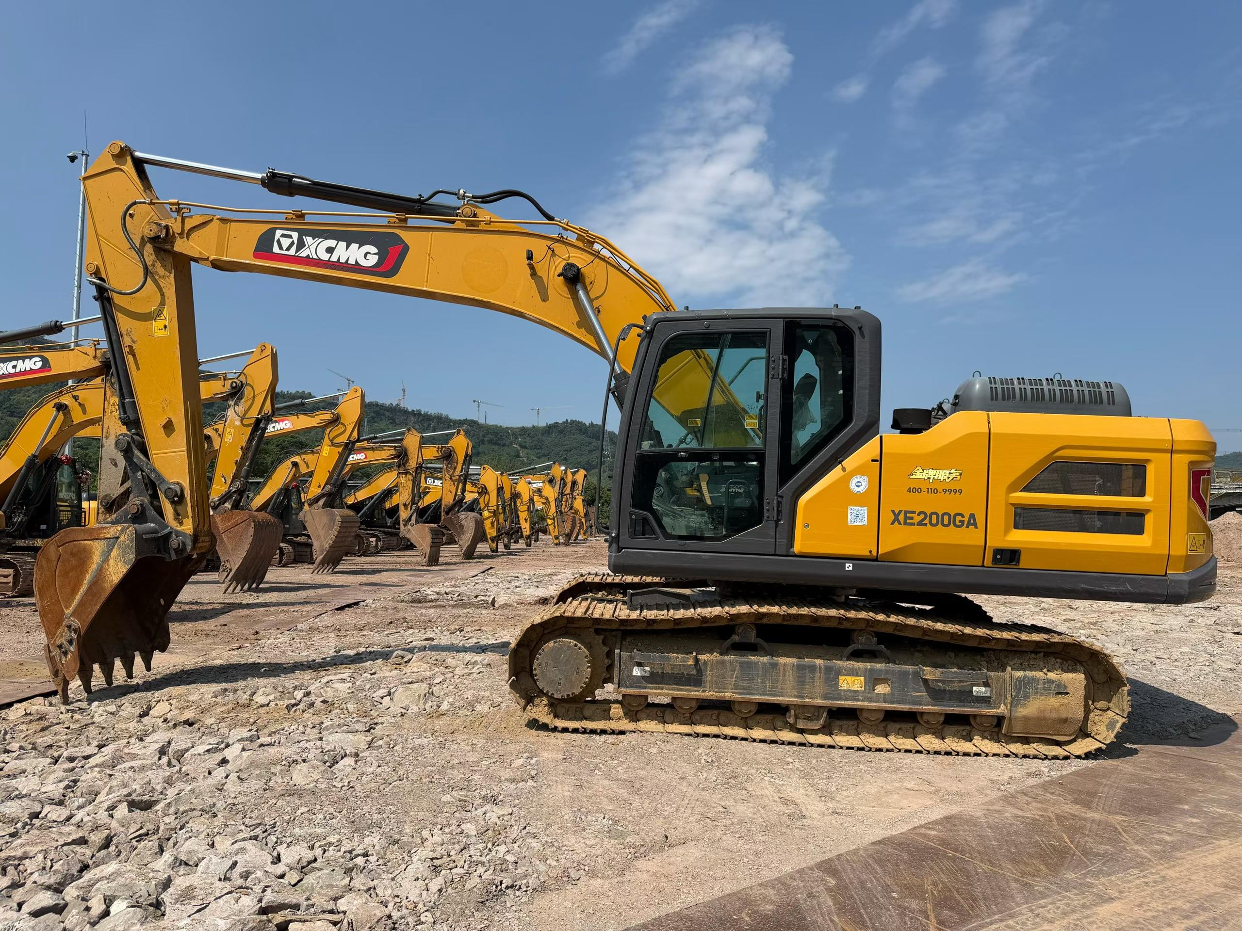 Buy XCMG XE200 Used Excavator / 3