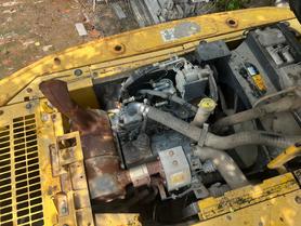 Купить Подержанный Экскаватор Komatsu PC130 / 5 Купить Подержанный Экскаватор Komatsu PC130 / 5
