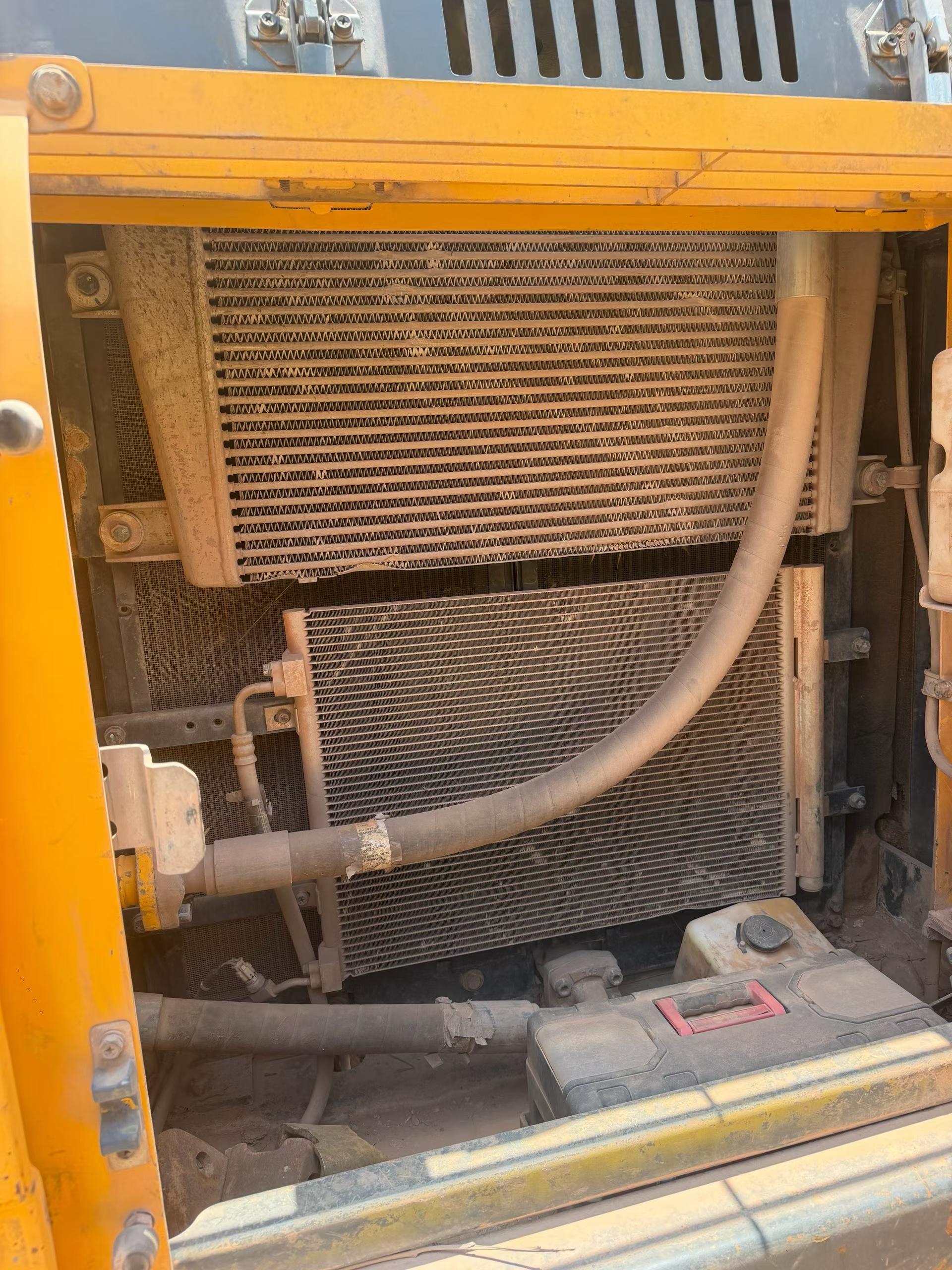 Buy Hyundai R225-7 Used Excavator / 5
