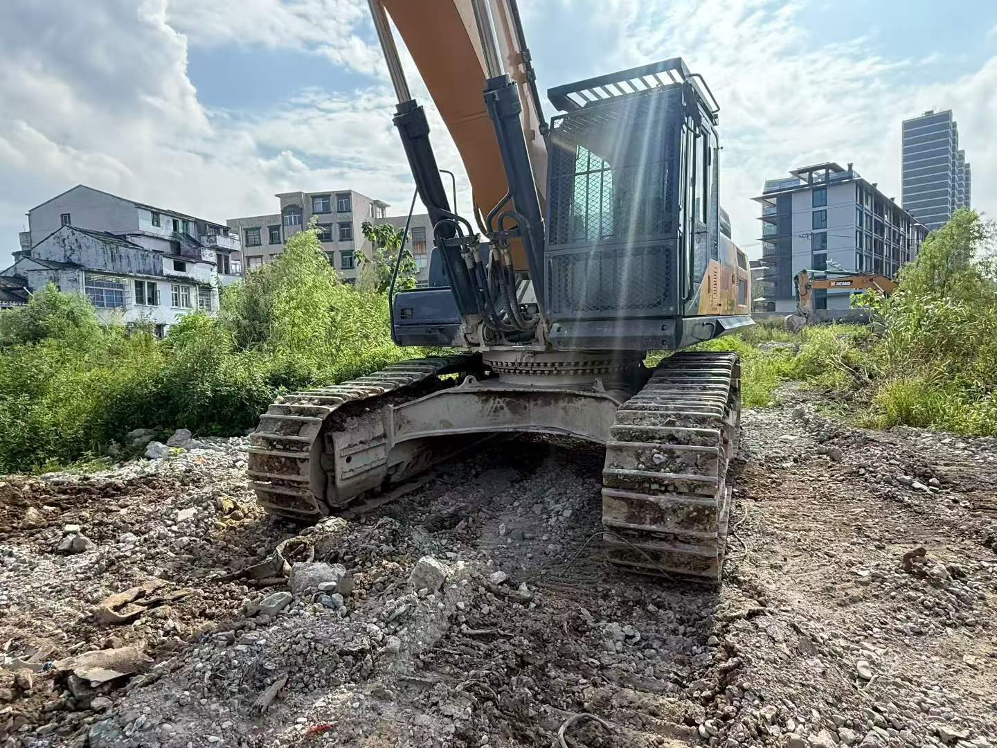 شراء حفارة XCMG XE550DK مستعملة / 3
