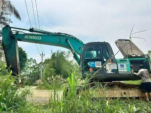 Acheter Kobelco SK200-2 D'occasion Pelle Acheter Kobelco SK200-2 D'occasion Pelle
