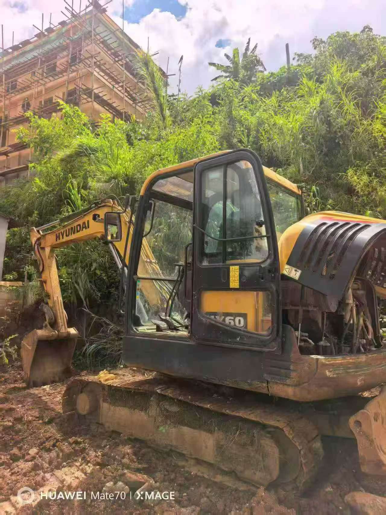 Buy Hyundai HX60 Used Excavator / 9 Buy Hyundai HX60 Used Excavator / 9