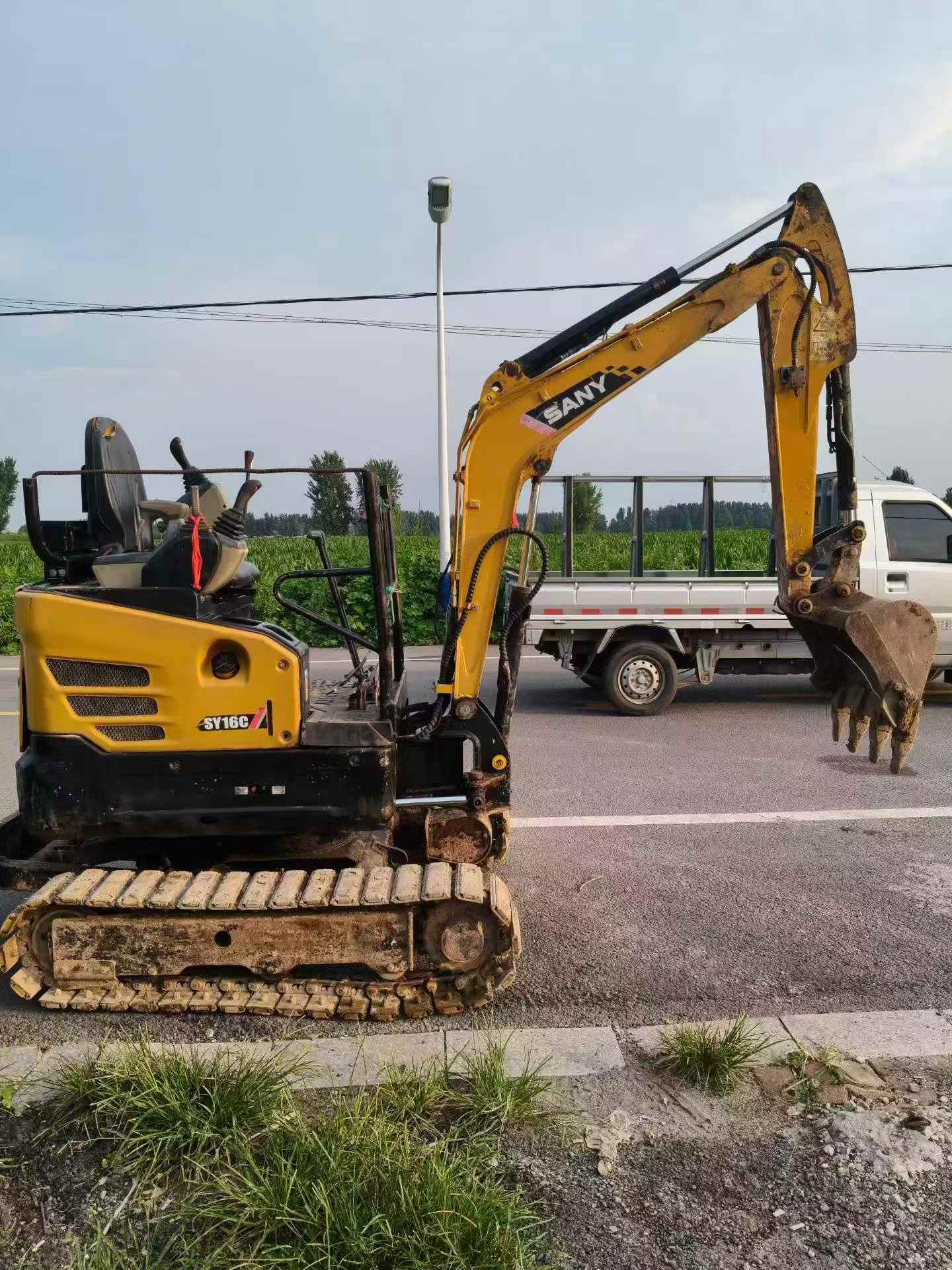 Buy Sany SY16C Used Excavator / 2 Buy Sany SY16C Used Excavator / 2