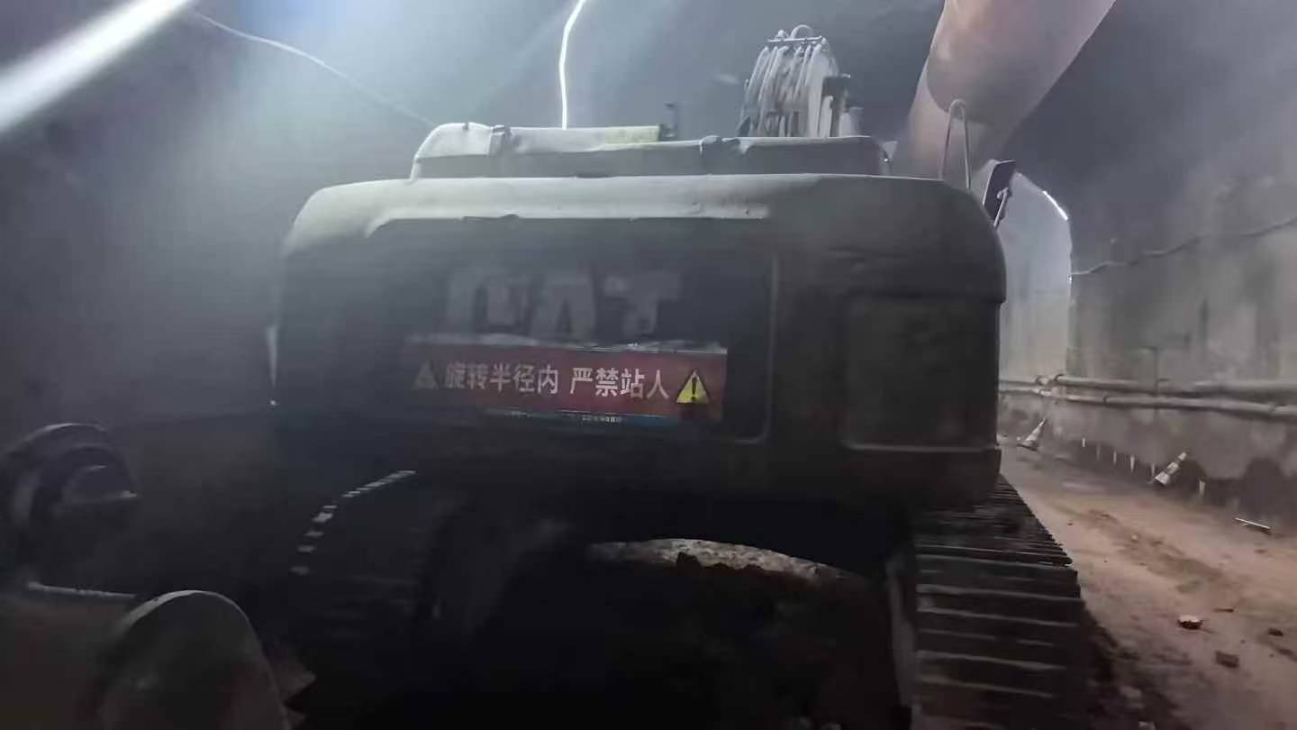 Buy Caterpillar 330B Used Excavator / 1